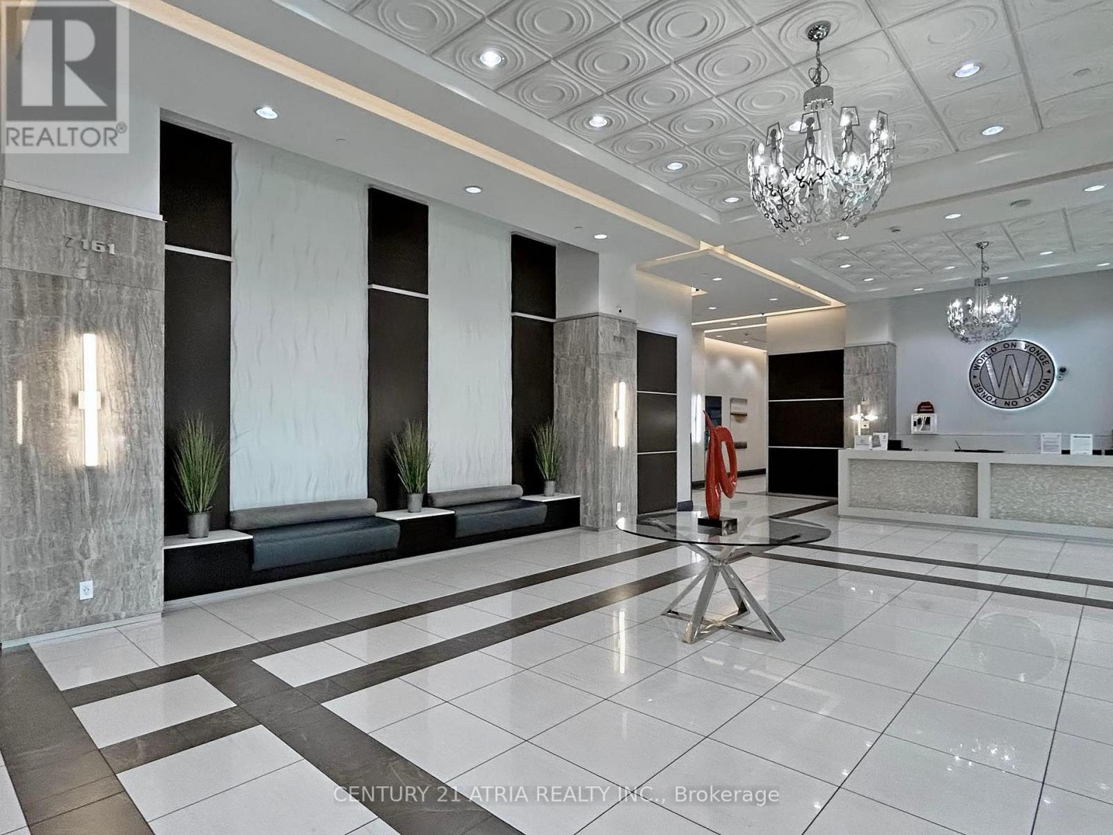 1935 - 7161 Yonge Street, Markham (Thornhill), Ontario  L3T 0C8 - Photo 6 - N12596770