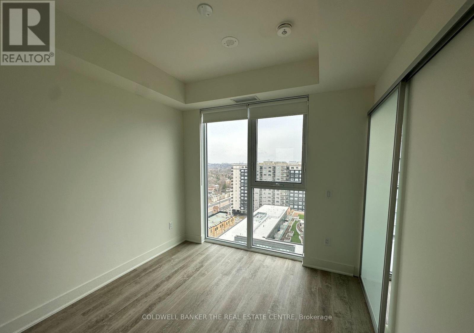 1301 - 185 Deerfield Road, Newmarket (Central Newmarket), Ontario  L3Y 0G7 - Photo 14 - N12596772