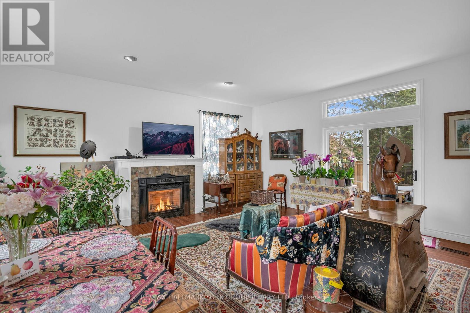 22 Marksbury Court, Aurora, Ontario  L4G 5G6 - Photo 11 - N12596808