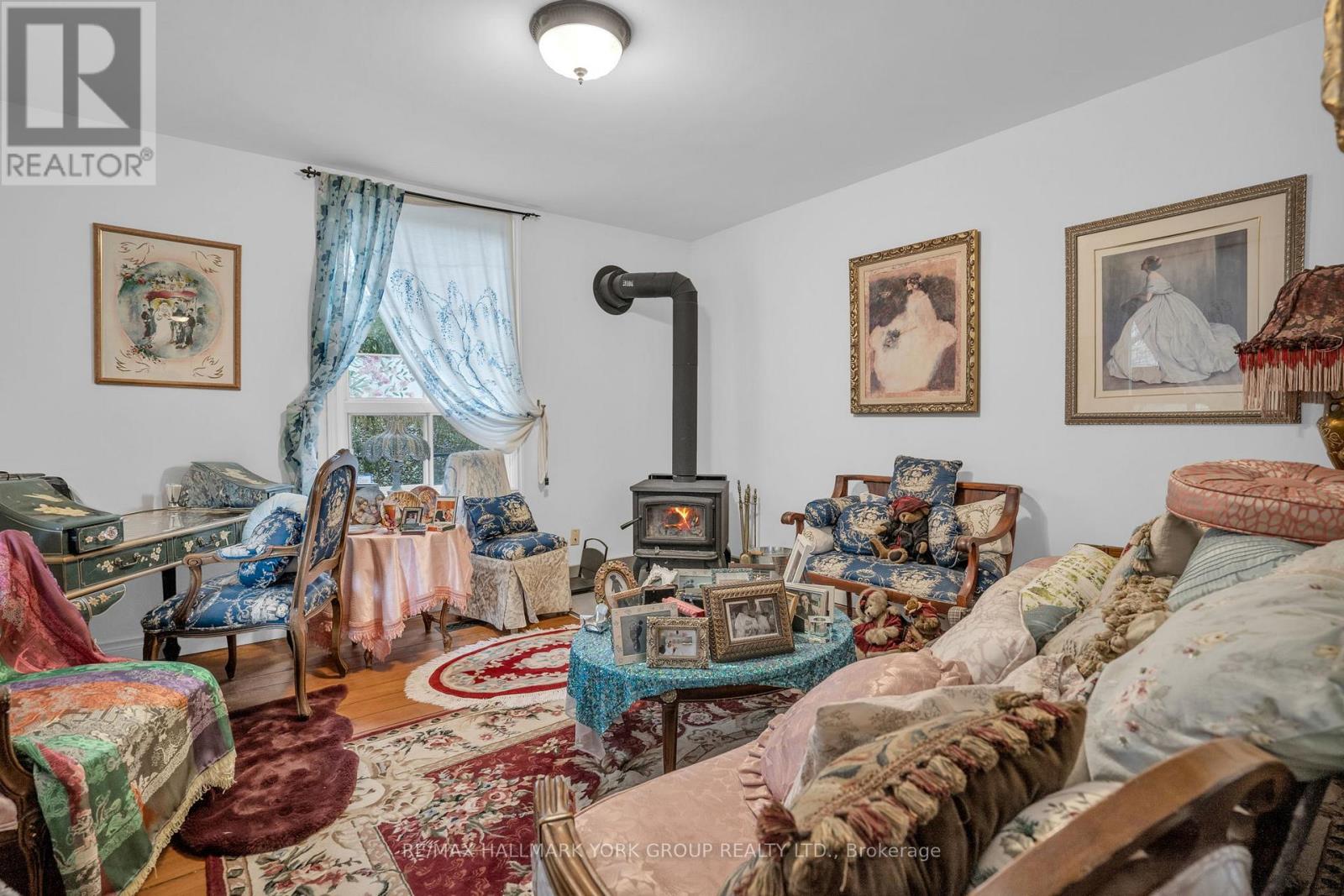 22 Marksbury Court, Aurora, Ontario  L4G 5G6 - Photo 14 - N12596808