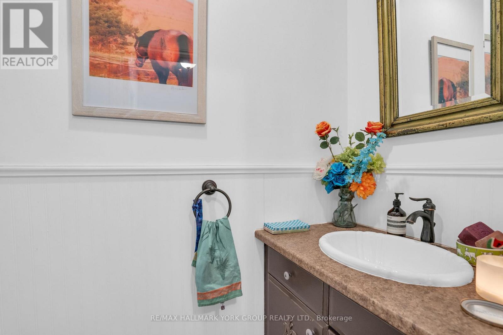 22 Marksbury Court, Aurora, Ontario  L4G 5G6 - Photo 16 - N12596808