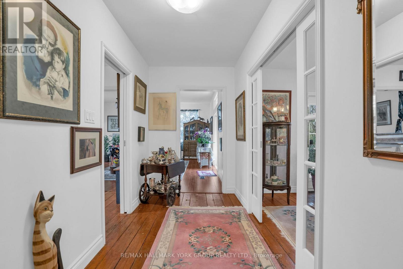 22 Marksbury Court, Aurora, Ontario  L4G 5G6 - Photo 5 - N12596808