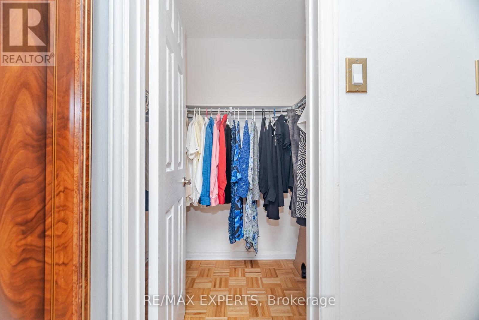 29 Kayla Crescent, Vaughan (Maple), Ontario  L6A 3P6 - Photo 29 - N12596812