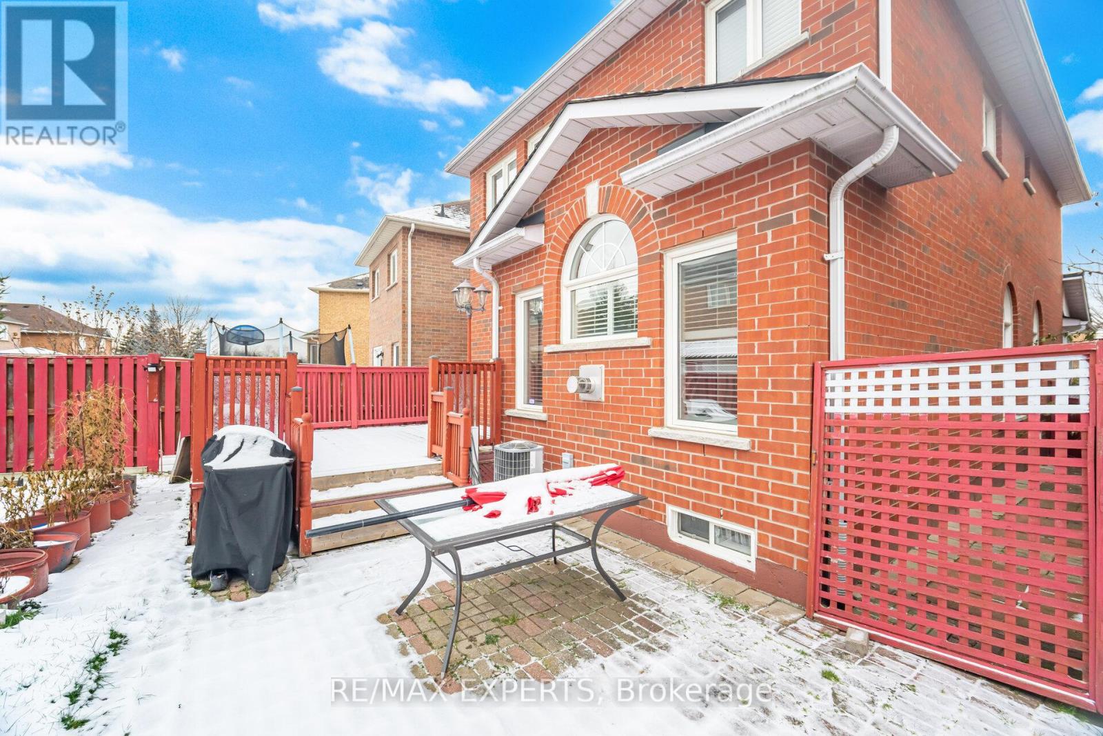 29 Kayla Crescent, Vaughan (Maple), Ontario  L6A 3P6 - Photo 39 - N12596812