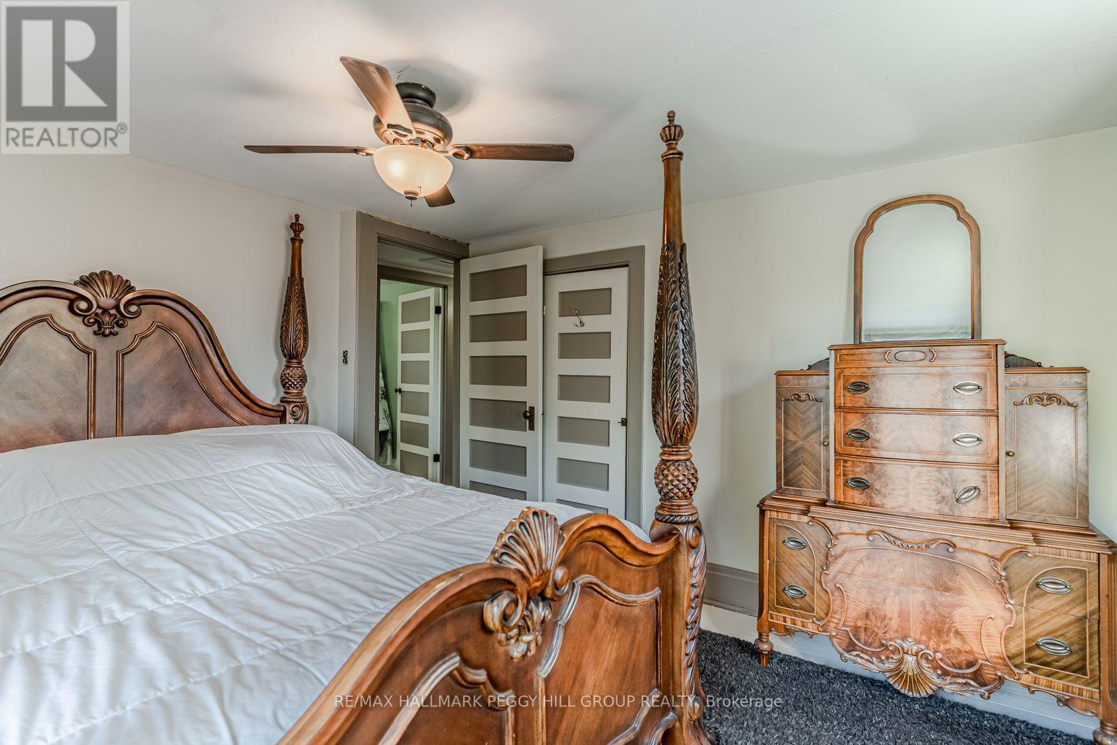 66 Richard Street, Tay, Ontario  L0K 2A0 - Photo 12 - S12596824