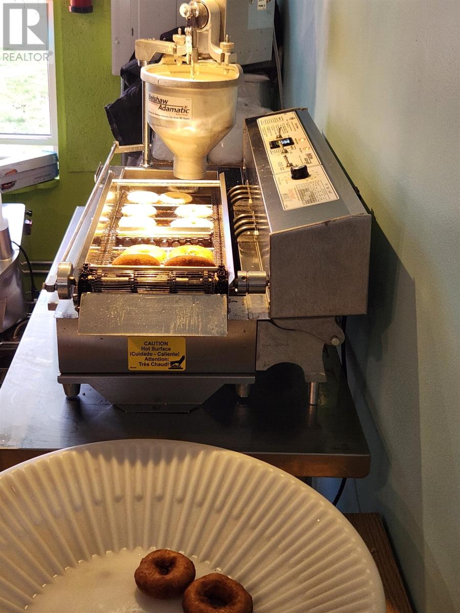 13056 Shore Road, Wood Islands, Prince Edward Island  C0A 1R0 - Photo 16 - 202528976