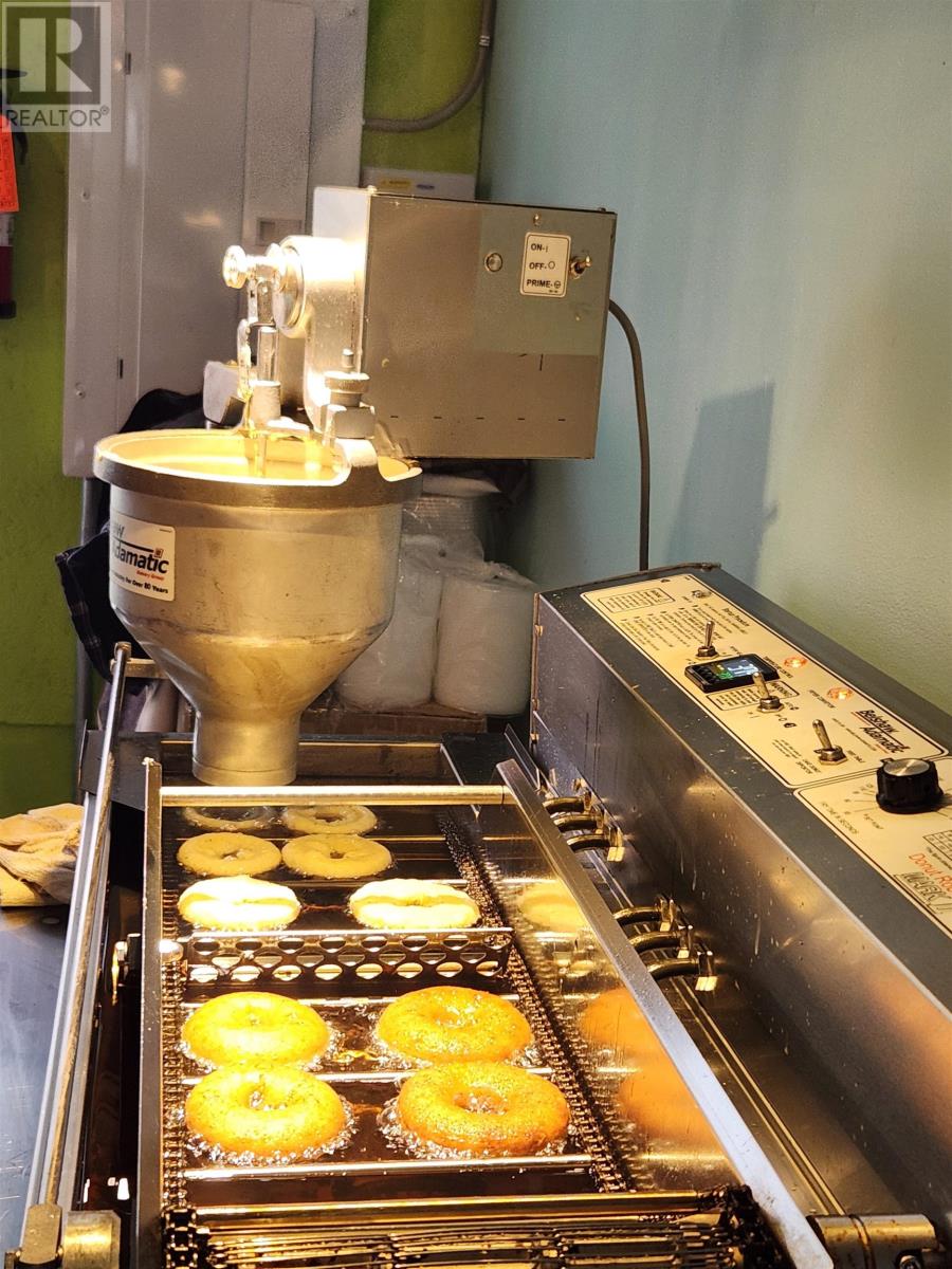 13056 Shore Road, Wood Islands, Prince Edward Island  C0A 1R0 - Photo 17 - 202528976