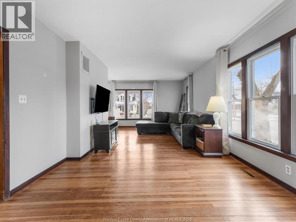 21 Wellington Avenue West, Essex, Ontario  N8M 1W8 - Photo 7 - 25030897