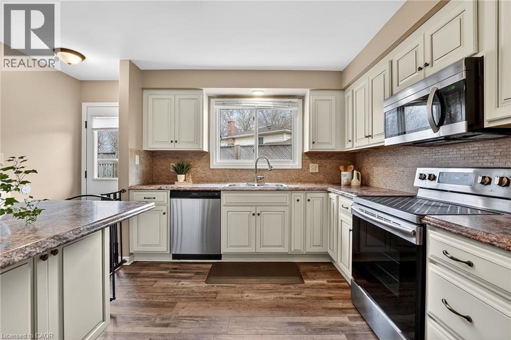 90 Sandra Crescent, Grimsby, Ontario  L3M 4Y7 - Photo 8 - 40789576