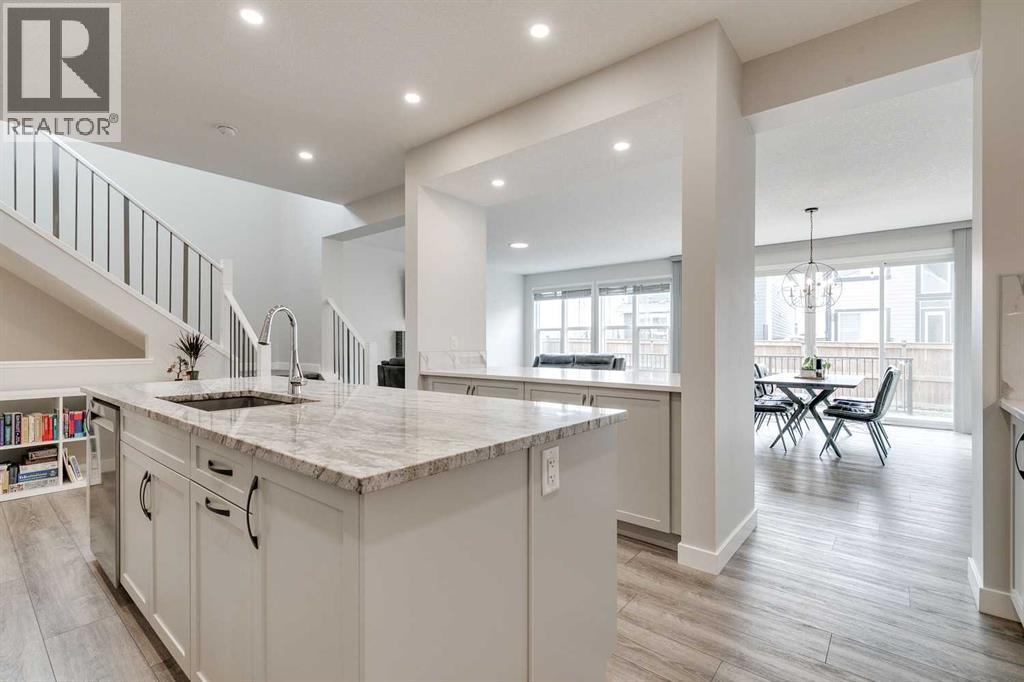 57 Magnolia Heath Se, Calgary, Alberta  T3M 2Z7 - Photo 4 - A2267906