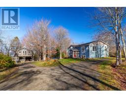 1496 Hampton Mountain Road, Hampton, Ca