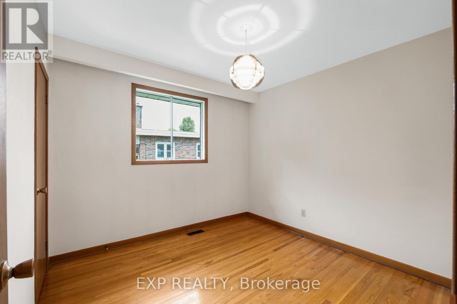 28 Aviemore Drive, Toronto, Ontario M9L 2L5 - Photo 26 - W12596750