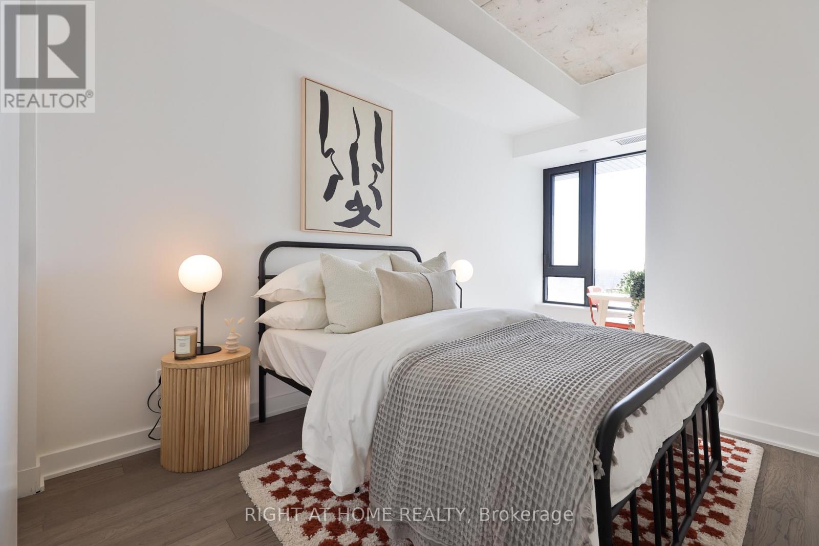 604 - 2720 Dundas Street W, Toronto, Ontario  M6P 0C3 - Photo 20 - W12596762