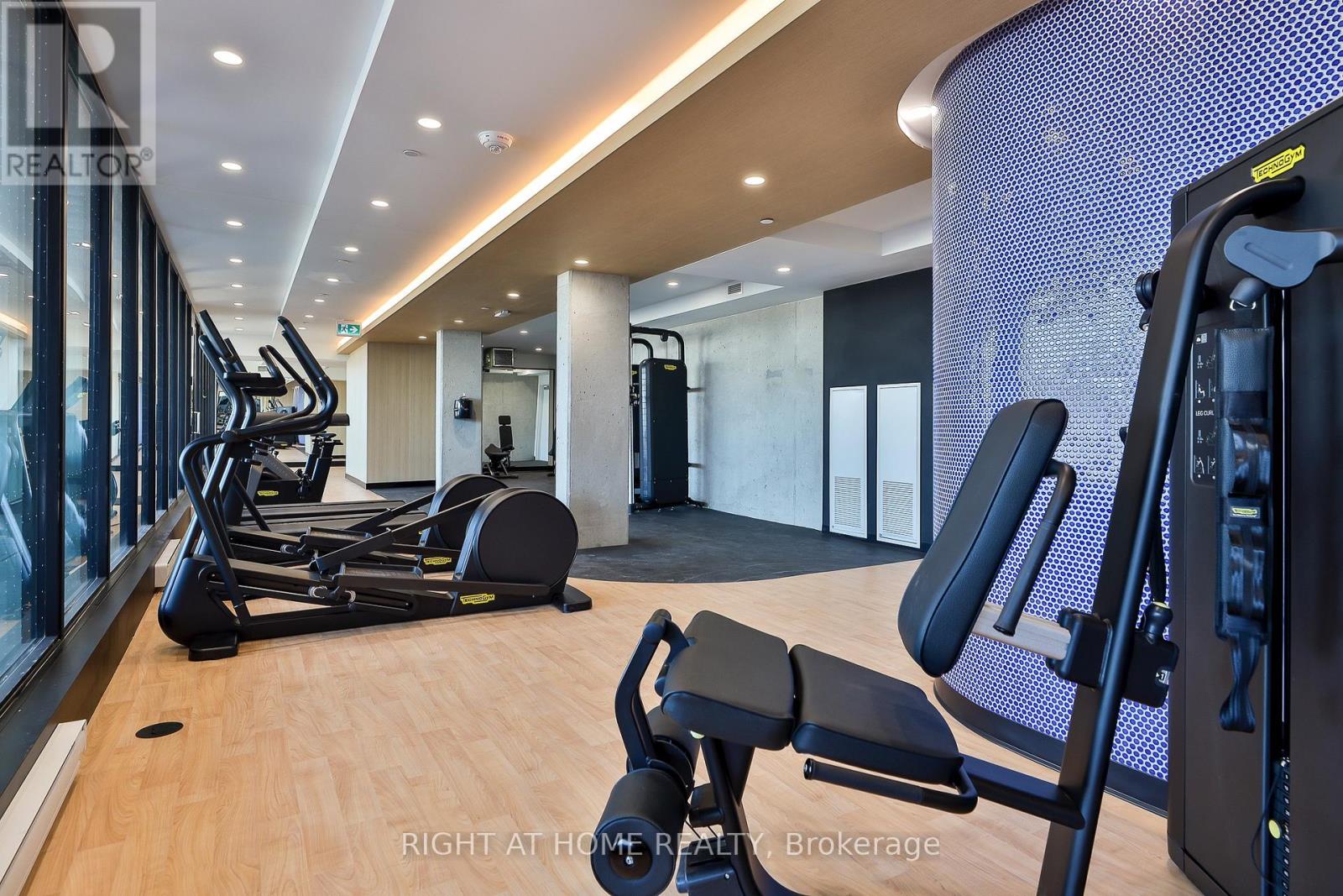 604 - 2720 Dundas Street W, Toronto, Ontario  M6P 0C3 - Photo 30 - W12596762