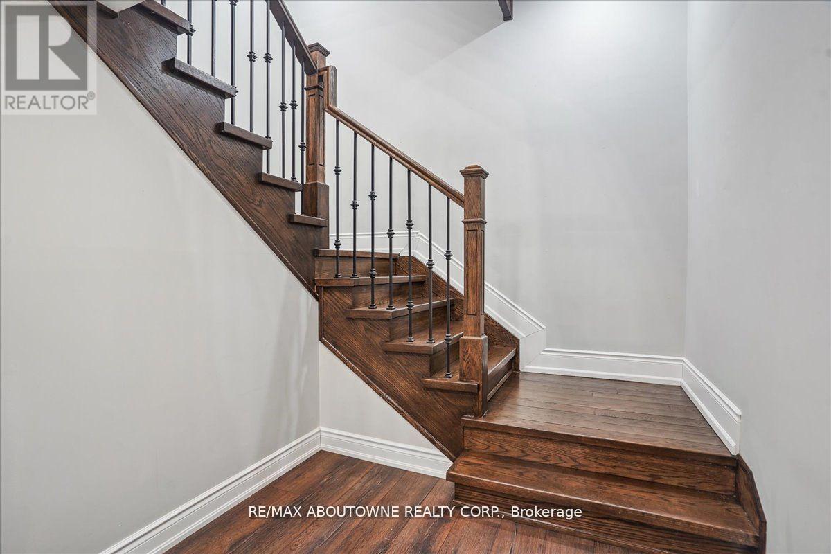 332 Shoreview Road, Burlington, Ontario  L7T 2N5 - Photo 42 - W12596780