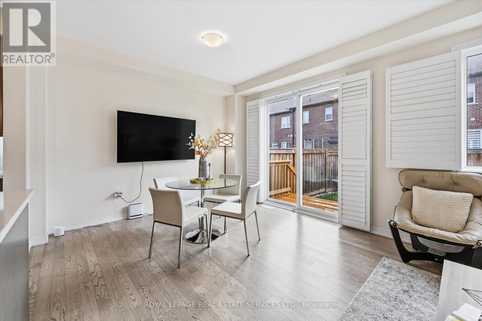 3300 Jacob Way, Oakville, Ontario  L6M 5J9 - Photo 18 - W12596800