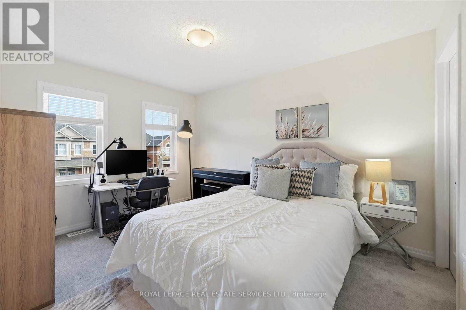 3300 Jacob Way, Oakville, Ontario  L6M 5J9 - Photo 32 - W12596800