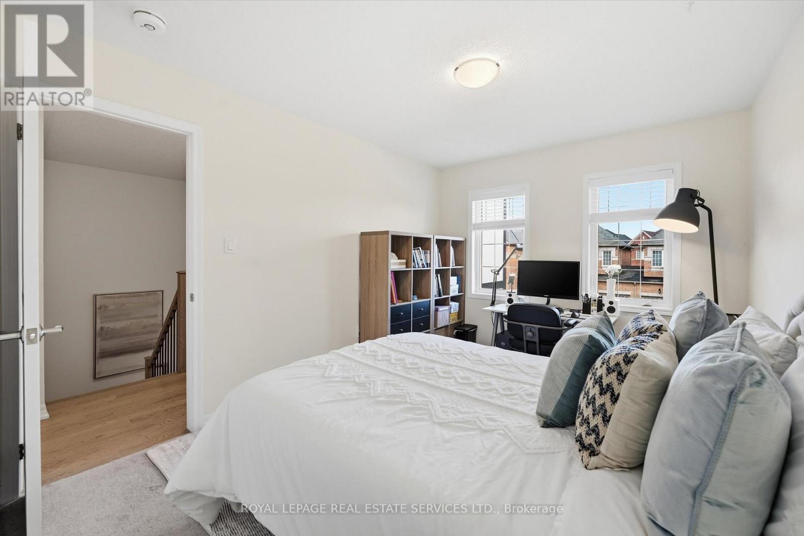 3300 Jacob Way, Oakville, Ontario  L6M 5J9 - Photo 34 - W12596800