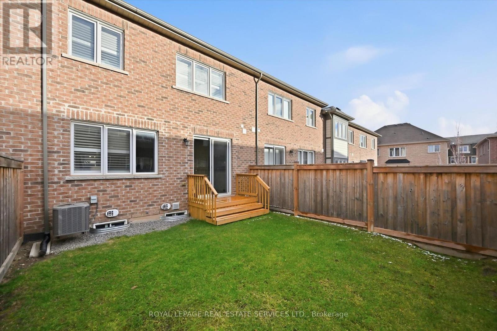 3300 Jacob Way, Oakville, Ontario  L6M 5J9 - Photo 38 - W12596800