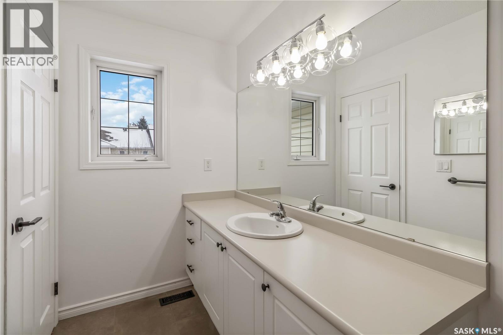 65 110 Keevil Crescent, Saskatoon, Saskatchewan  S7N 4N8 - Photo 24 - SK025083