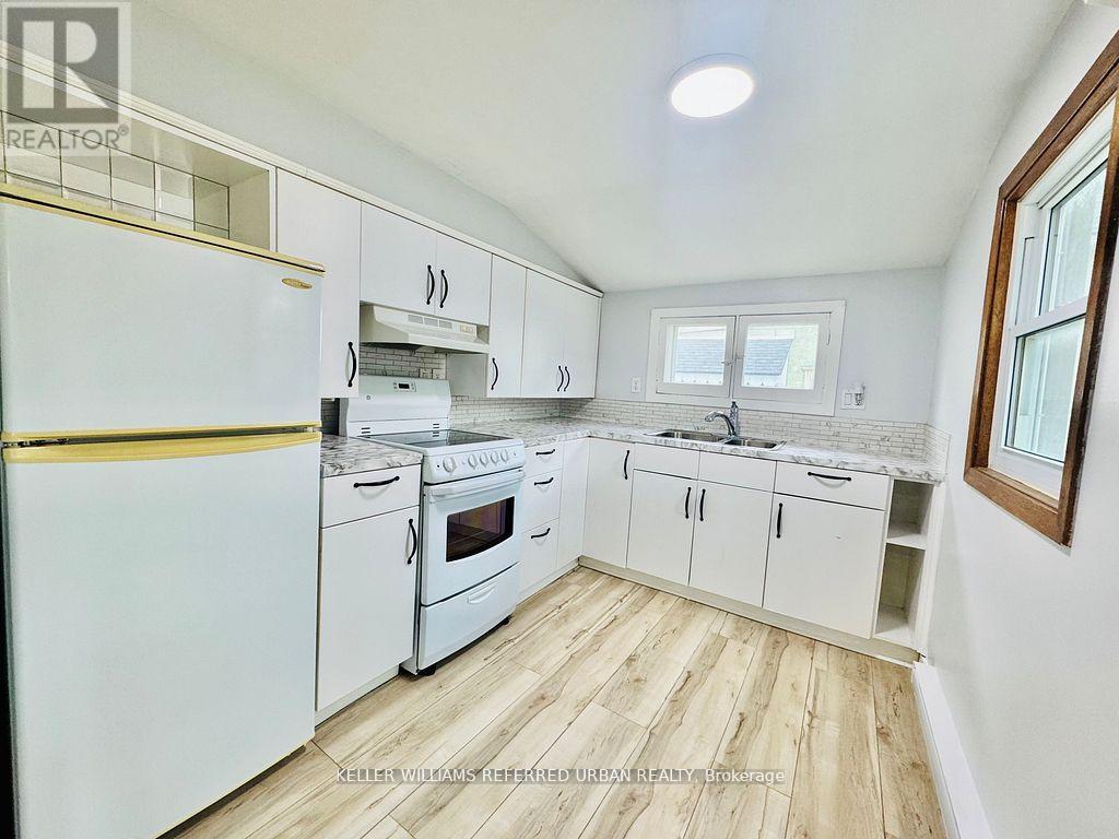 344 Fares Street, Port Colborne, Ontario  L3K 1X1 - Photo 4 - X12596776