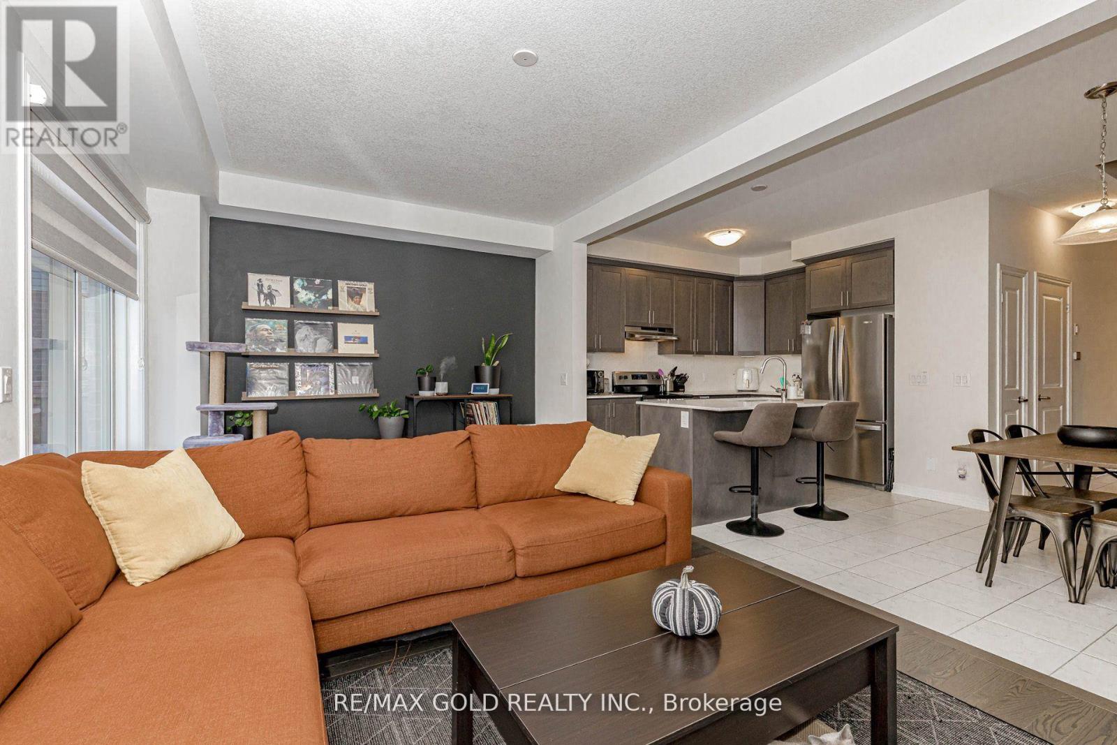 46 Reistwood Drive, Kitchener, Ontario  N2R 0N8 - Photo 17 - X12596794