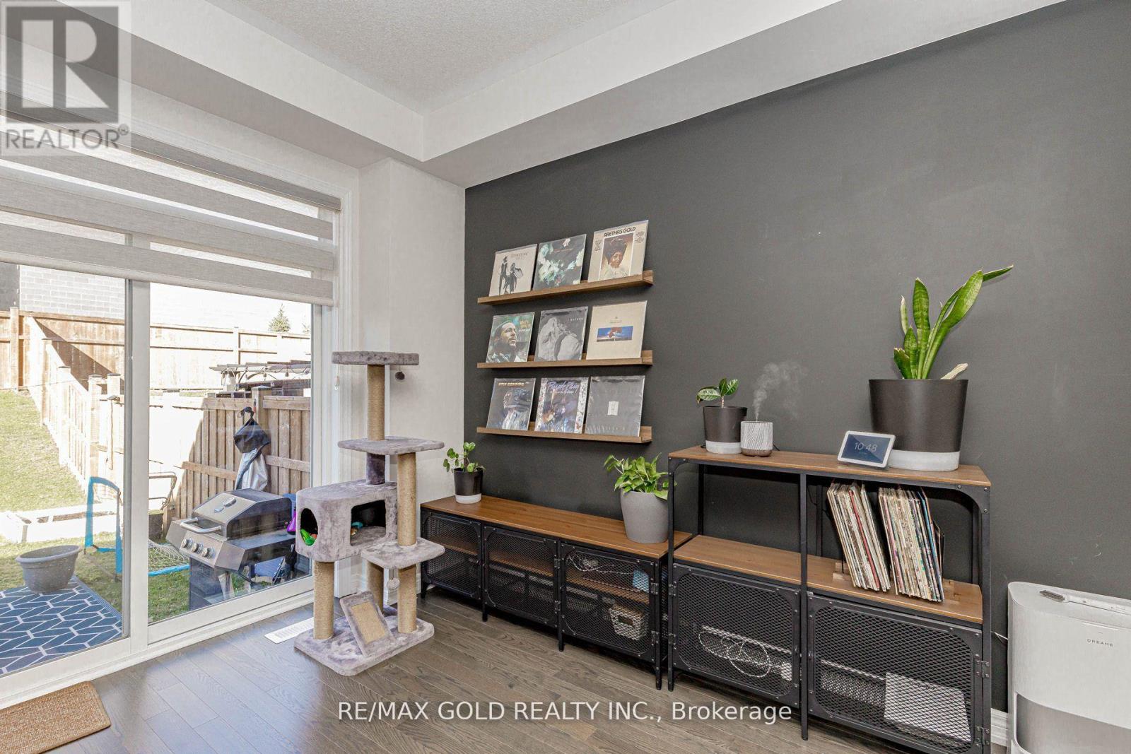 46 Reistwood Drive, Kitchener, Ontario  N2R 0N8 - Photo 18 - X12596794