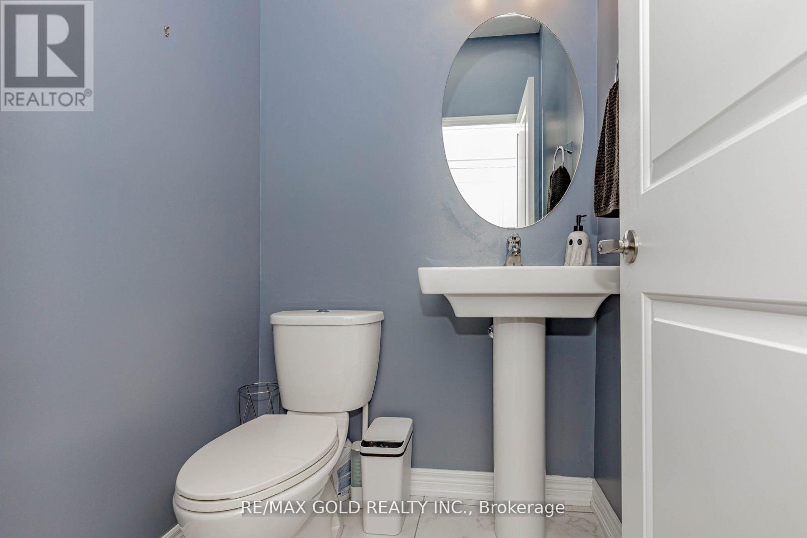 46 Reistwood Drive, Kitchener, Ontario  N2R 0N8 - Photo 19 - X12596794