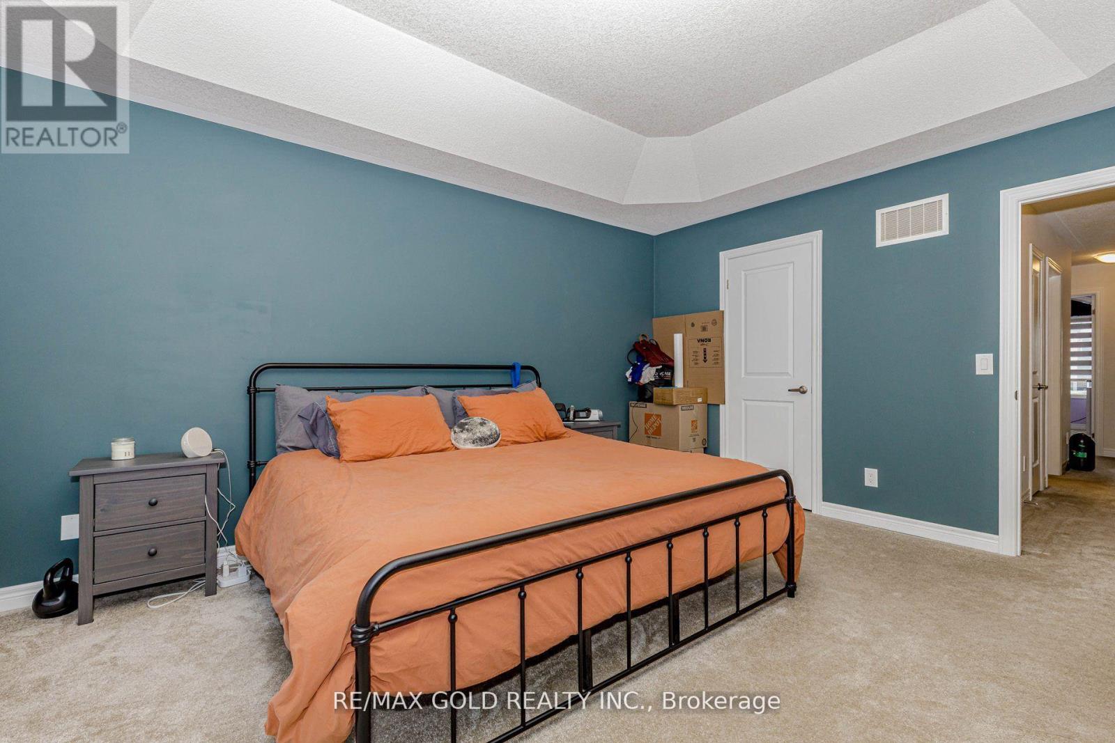 46 Reistwood Drive, Kitchener, Ontario  N2R 0N8 - Photo 21 - X12596794