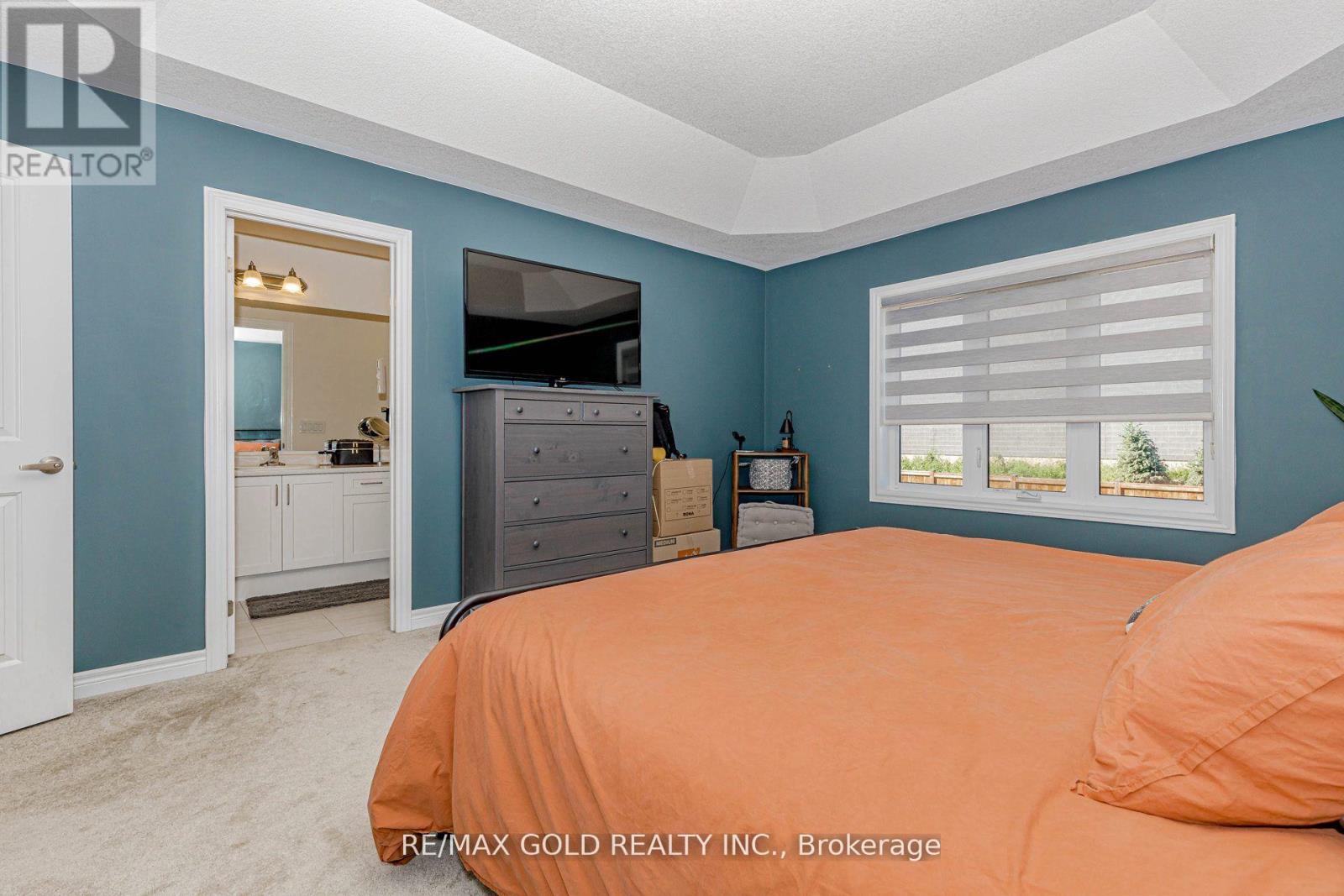 46 Reistwood Drive, Kitchener, Ontario  N2R 0N8 - Photo 22 - X12596794