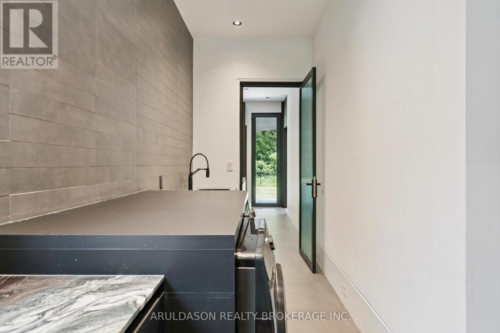 1135 Balfour Street, Pelham, Ontario  L0S 1C0 - Photo 28 - X12596816