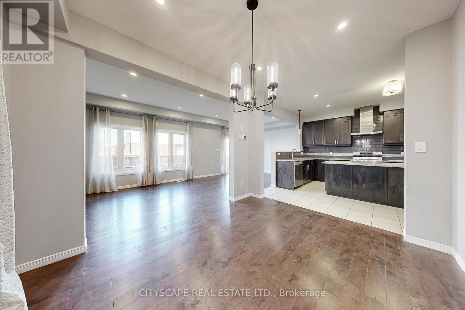 274 Buttonbush Street, Waterloo, Ontario  N2V 0B4 - Photo 12 - X12596832