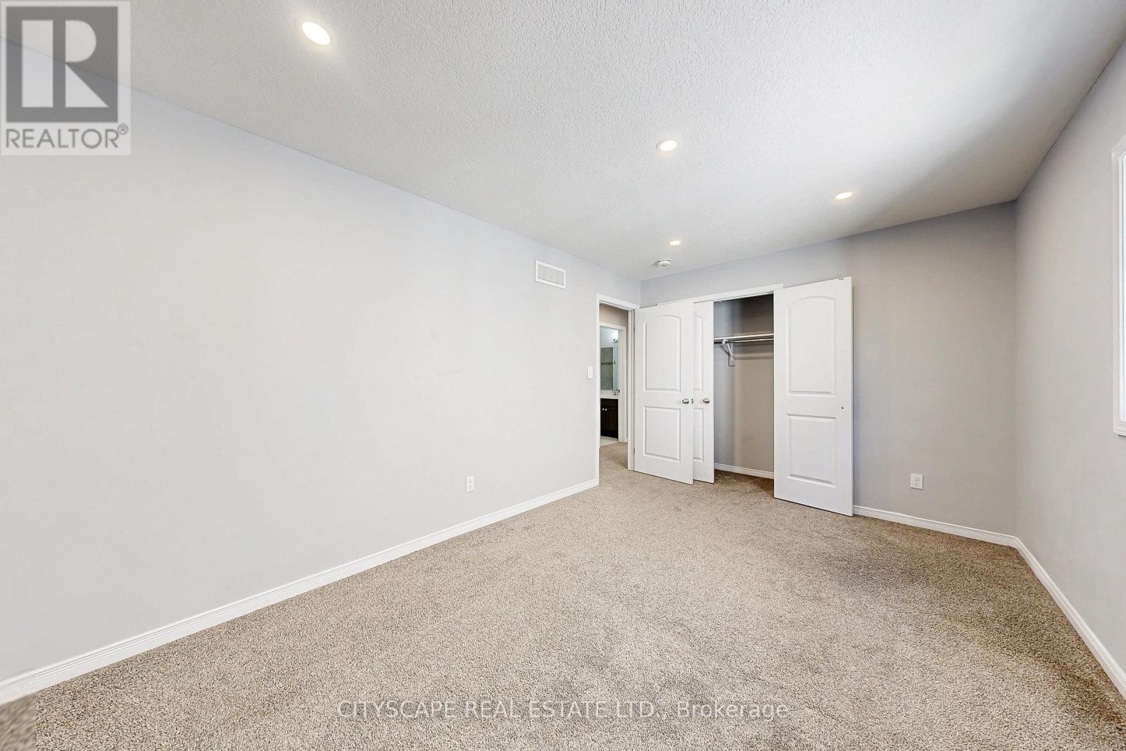 274 Buttonbush Street, Waterloo, Ontario  N2V 0B4 - Photo 23 - X12596832