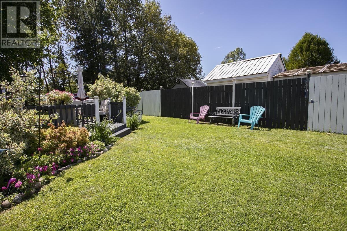 33 Breton Rd, Sault Ste. Marie, Ontario P6B 5S9 - Photo 6 - SM252726