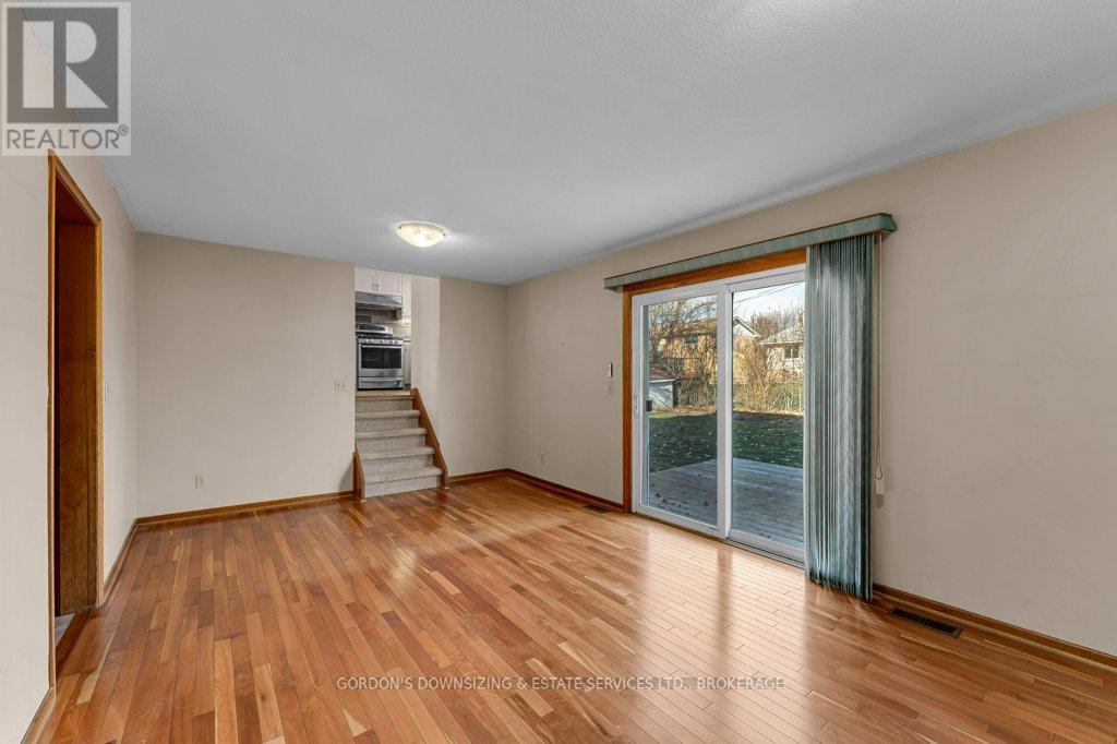 987 Mayfair Crescent, Kingston, Ontario  K7M 5S5 - Photo 17 - X12597060