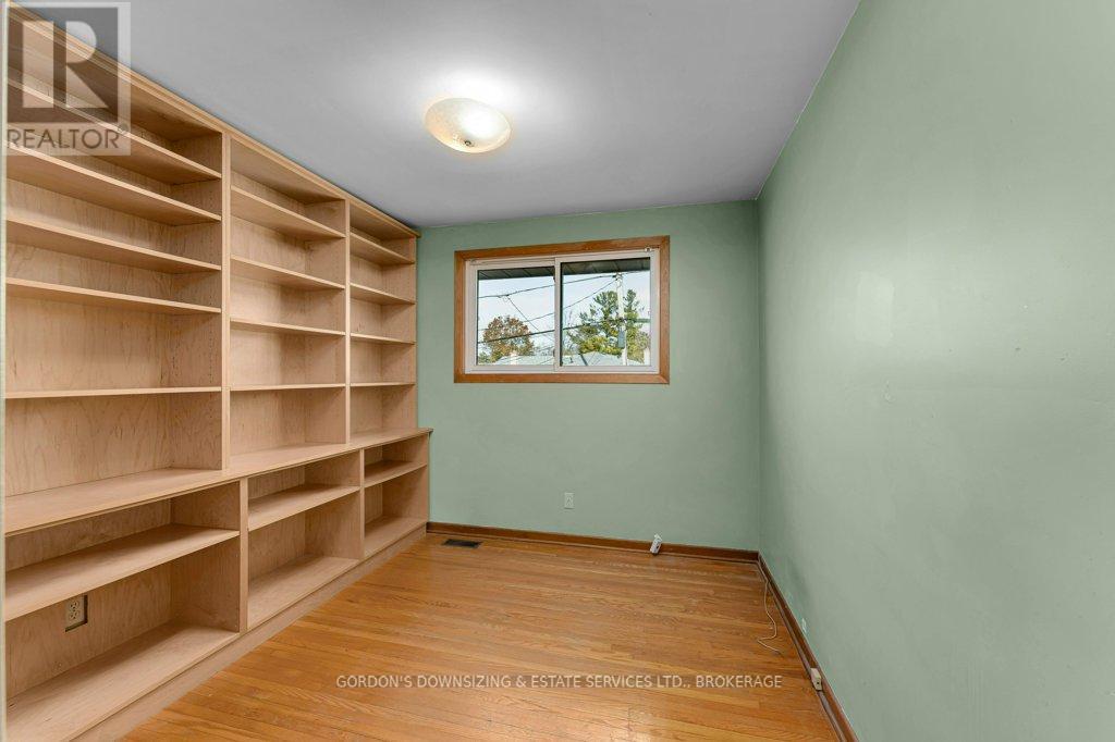 987 Mayfair Crescent, Kingston, Ontario  K7M 5S5 - Photo 19 - X12597060