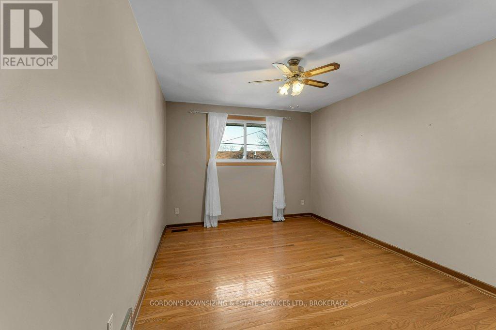 987 Mayfair Crescent, Kingston, Ontario  K7M 5S5 - Photo 22 - X12597060