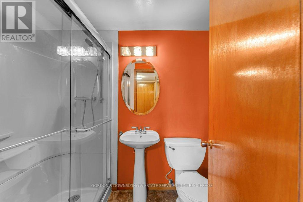 987 Mayfair Crescent, Kingston, Ontario  K7M 5S5 - Photo 32 - X12597060