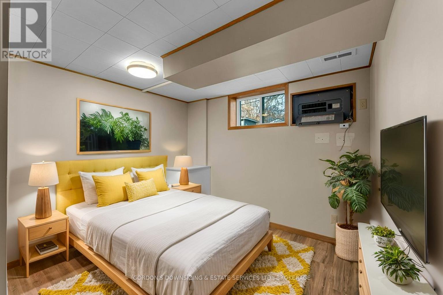 987 Mayfair Crescent, Kingston, Ontario  K7M 5S5 - Photo 33 - X12597060