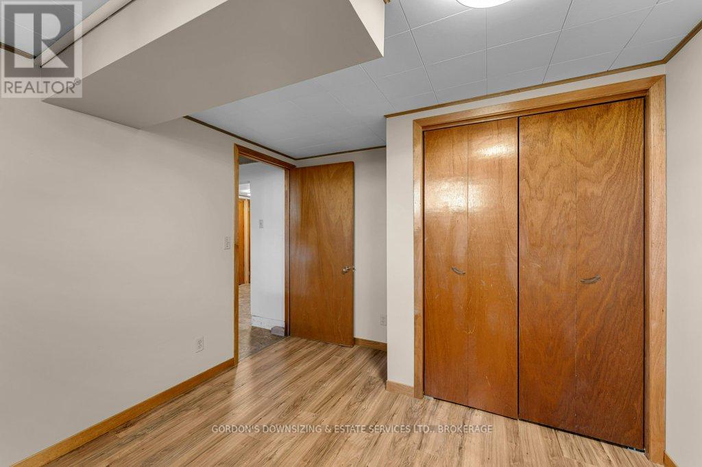 987 Mayfair Crescent, Kingston, Ontario  K7M 5S5 - Photo 35 - X12597060