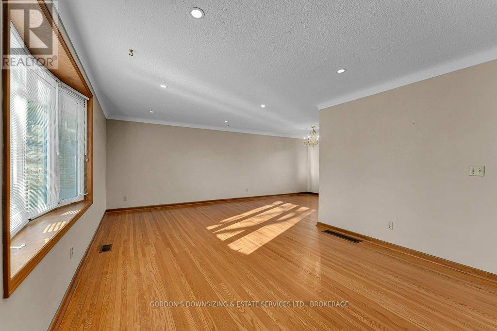 987 Mayfair Crescent, Kingston, Ontario  K7M 5S5 - Photo 6 - X12597060