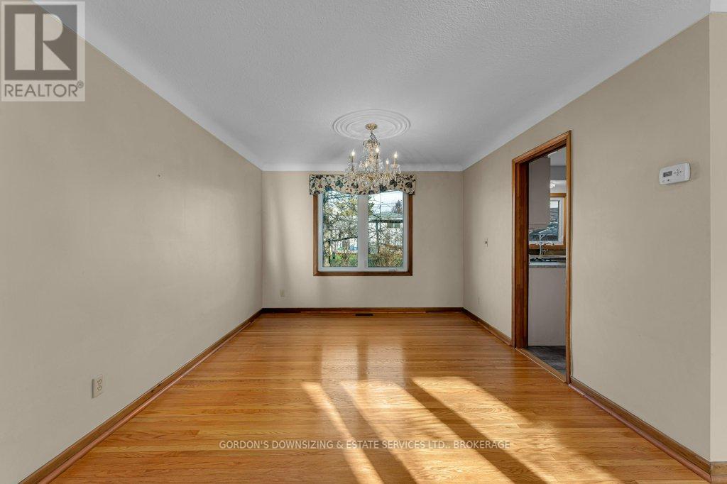 987 Mayfair Crescent, Kingston, Ontario  K7M 5S5 - Photo 9 - X12597060