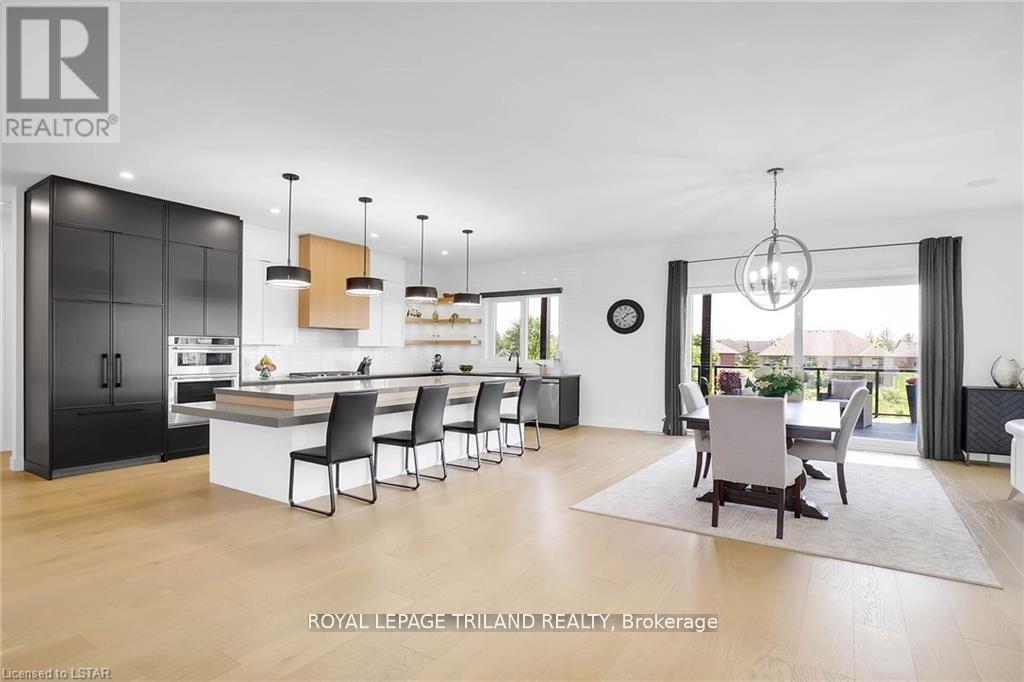 7353 Silver Creek Circle, London South, Ontario  N6P 1H6 - Photo 9 - X12596878