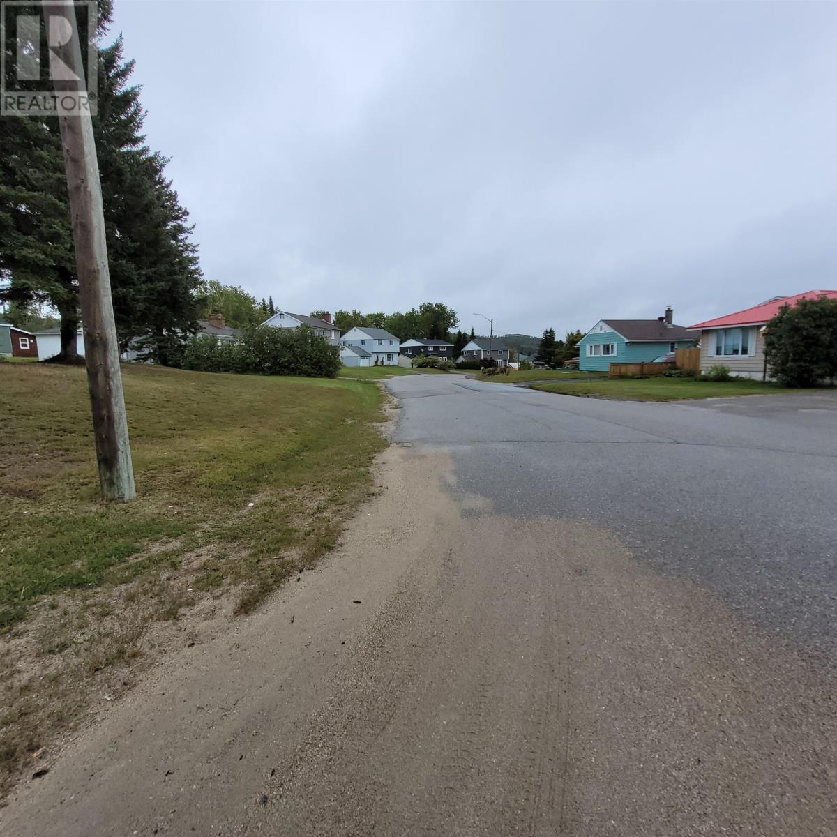 22 & 24 Mona Dr, Manitouwadge, Ontario  P0T 2C0 - Photo 39 - TB252830