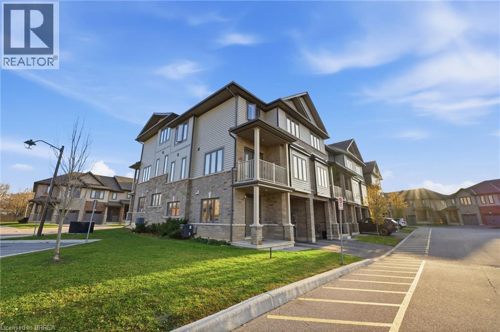 77 Diana Avenue Unit# 160, Brantford, Ontario  N3T 0R6 - Photo 2 - 40792024