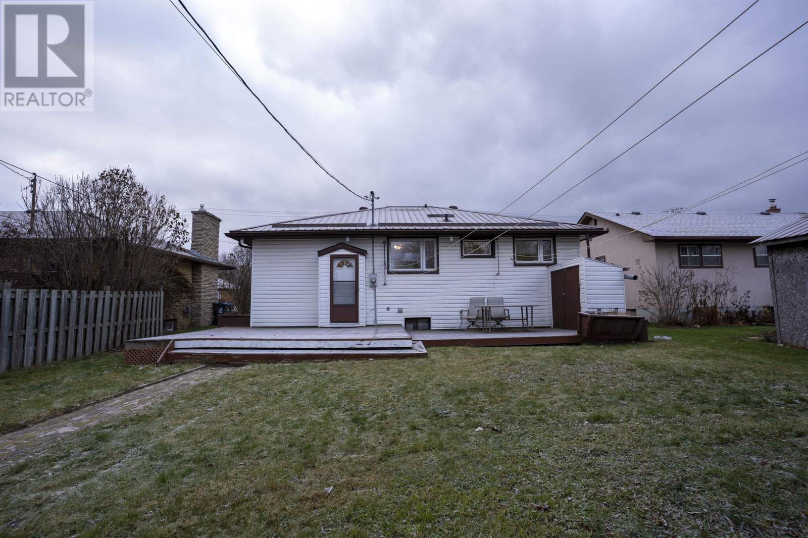 2231 Donald St E, Thunder Bay, Ontario P7E 5X2 - Photo 2 - TB253532