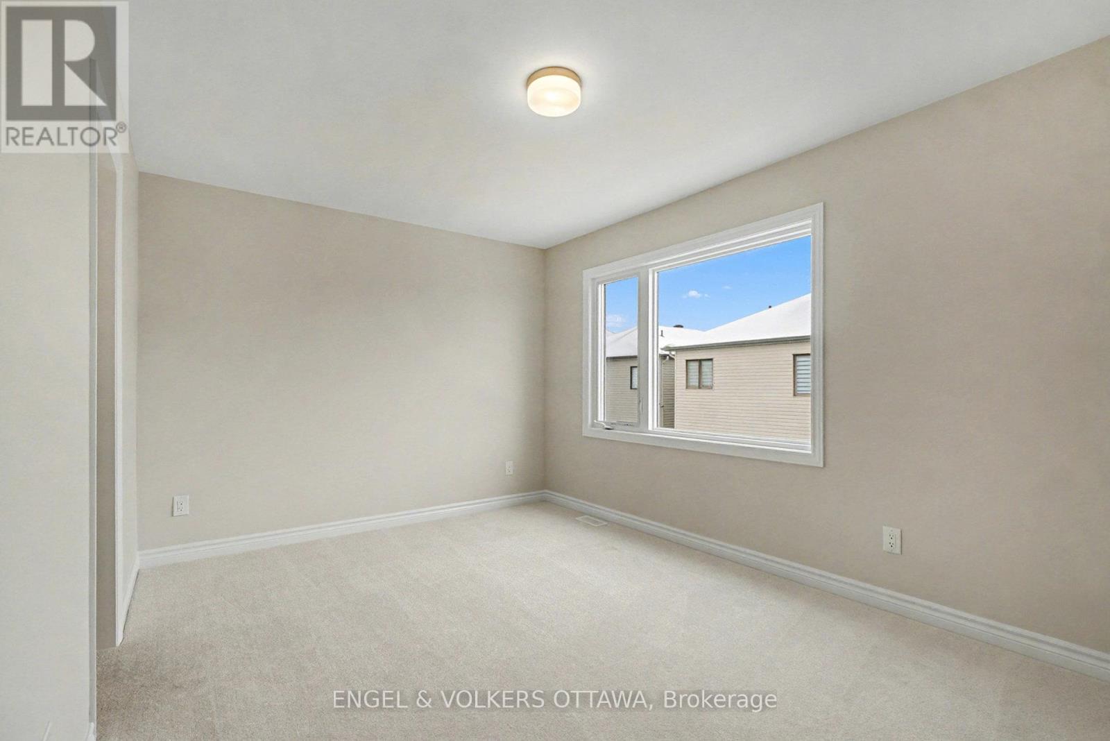 161 Ryan Reynolds Way, Ottawa, Ontario  K4A 5T7 - Photo 9 - X12596856