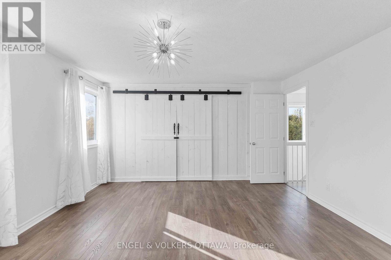 1 Berkshire Way, Ottawa, Ontario  K2J 2B1 - Photo 12 - X12596880