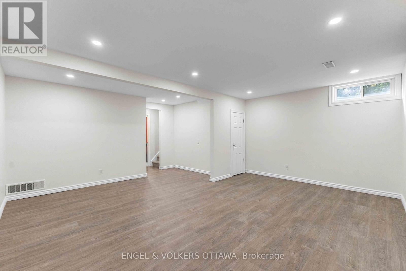 1 Berkshire Way, Ottawa, Ontario  K2J 2B1 - Photo 20 - X12596880