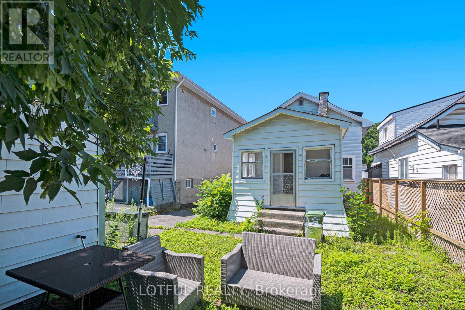 13 Pinehurst Avenue, Ottawa, Ontario  K1Y 1K2 - Photo 12 - X12596958